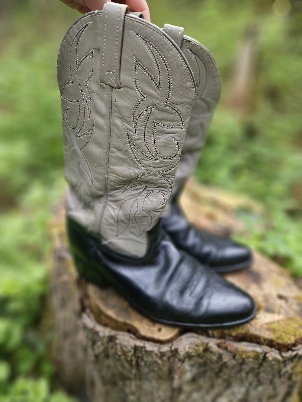 ACME Vintage Cowboy Boots - Picture 14 of 16